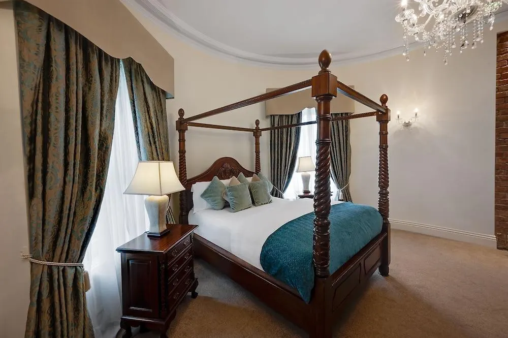 Cork'S Vienna Woods Hotel & Villas